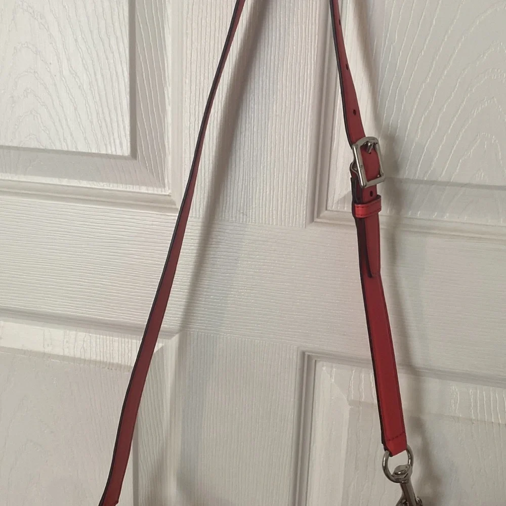 Coach Shoulder & crossbody Canvas Signature Logo purse